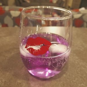 Meet your Posher, PinkRaven1111